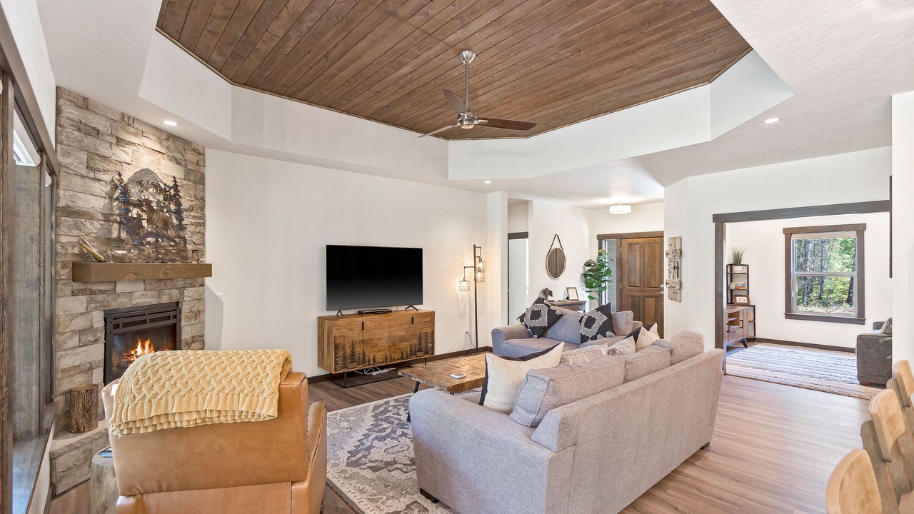 Photo of Livingroom in Priest River