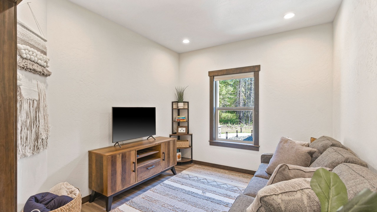 Photo of Livingroom in Priest River