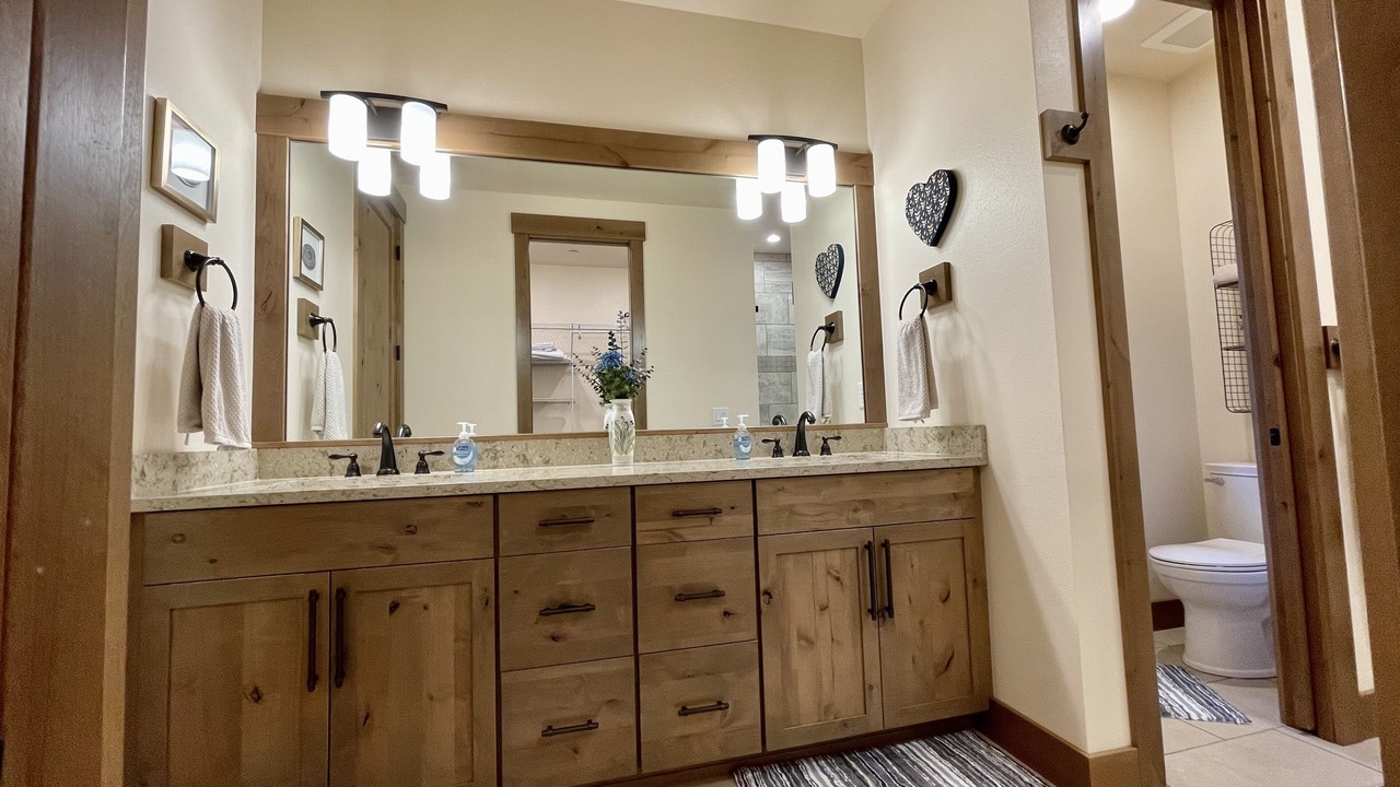 Photo of Bedroom in Cle Elum