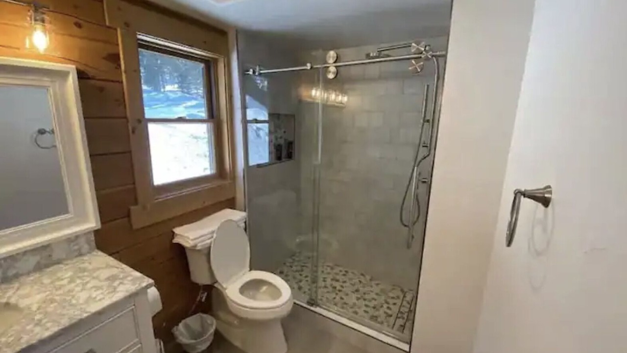 Photo of Bathroom in Gallatin Gateway