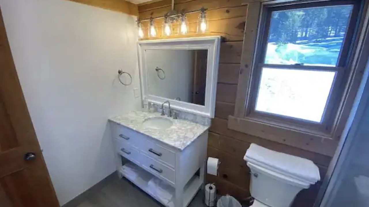 Photo of Bathroom in Gallatin Gateway