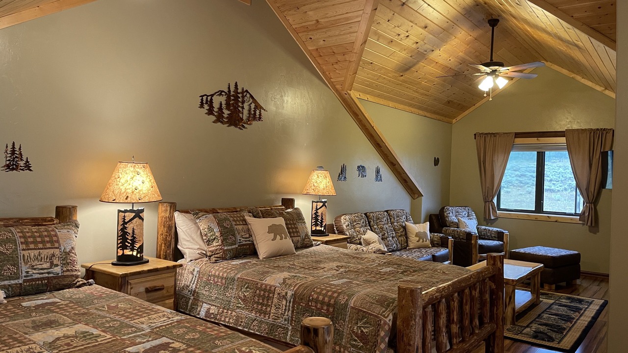 Photo of Bedroom in Island Park