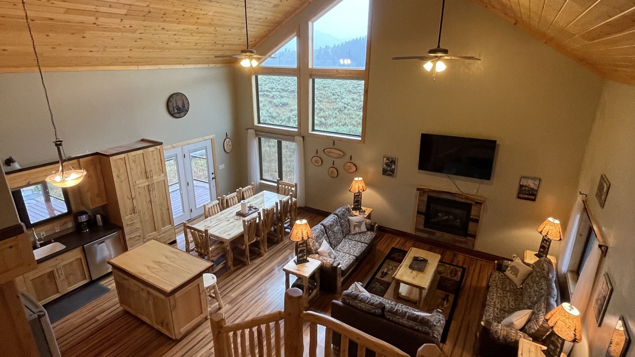 Photo of Livingroom in Island Park