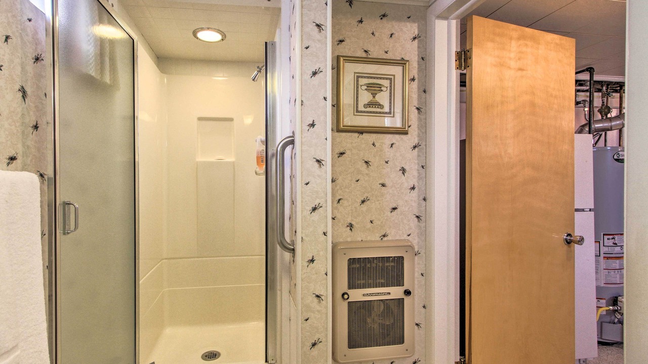 Photo of Bathroom in Anaconda