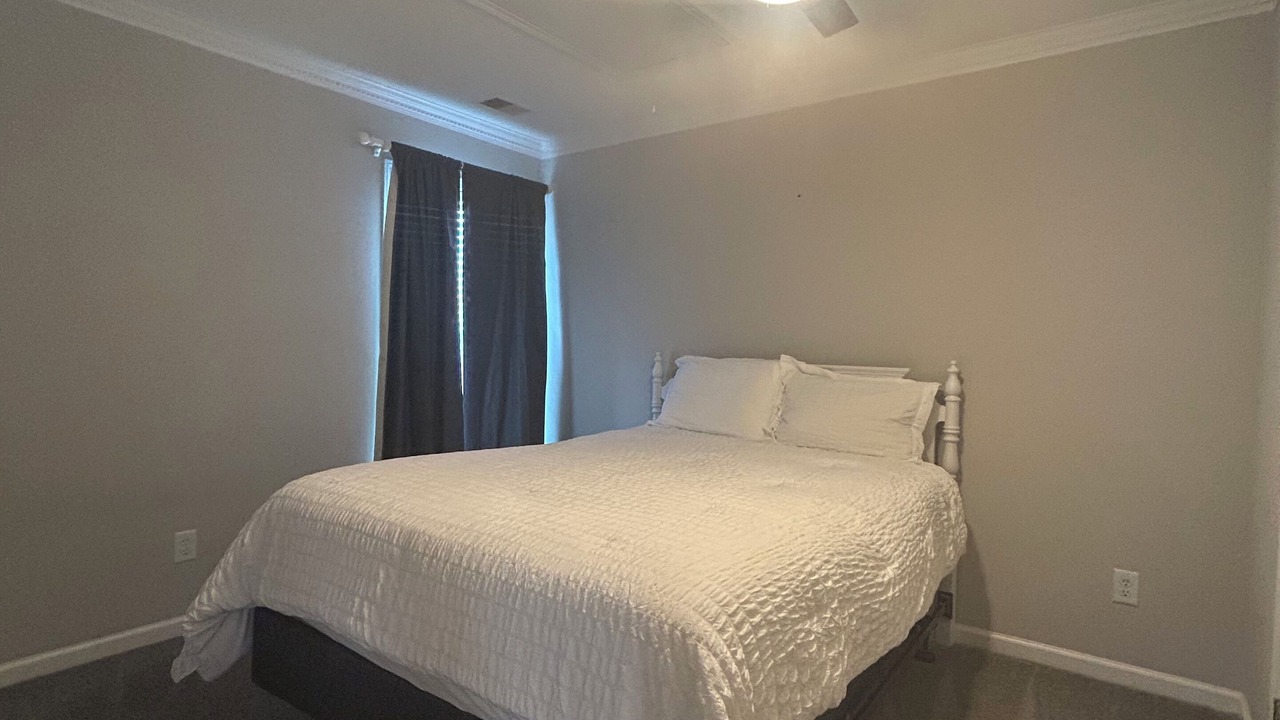 Photo of Bedroom in Summerville