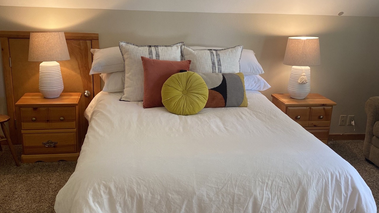 Photo of Bedroom in Sunriver