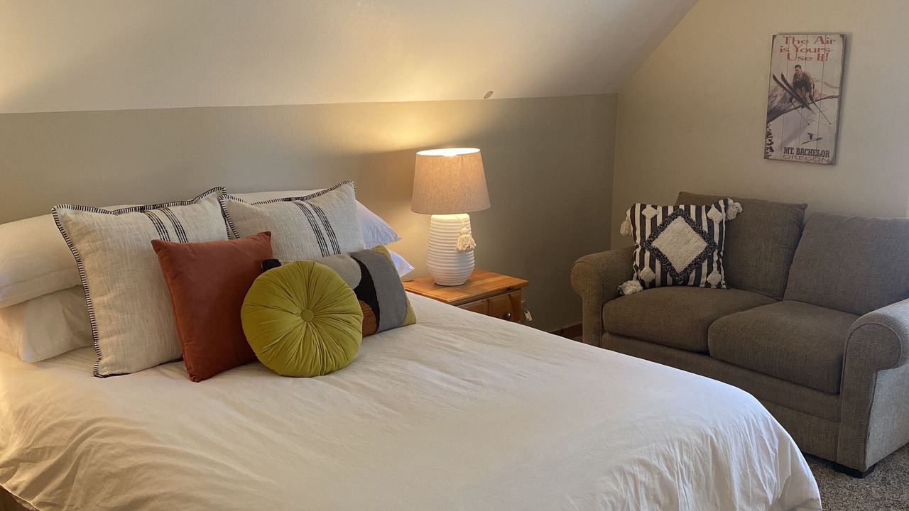 Photo of Bedroom in Sunriver