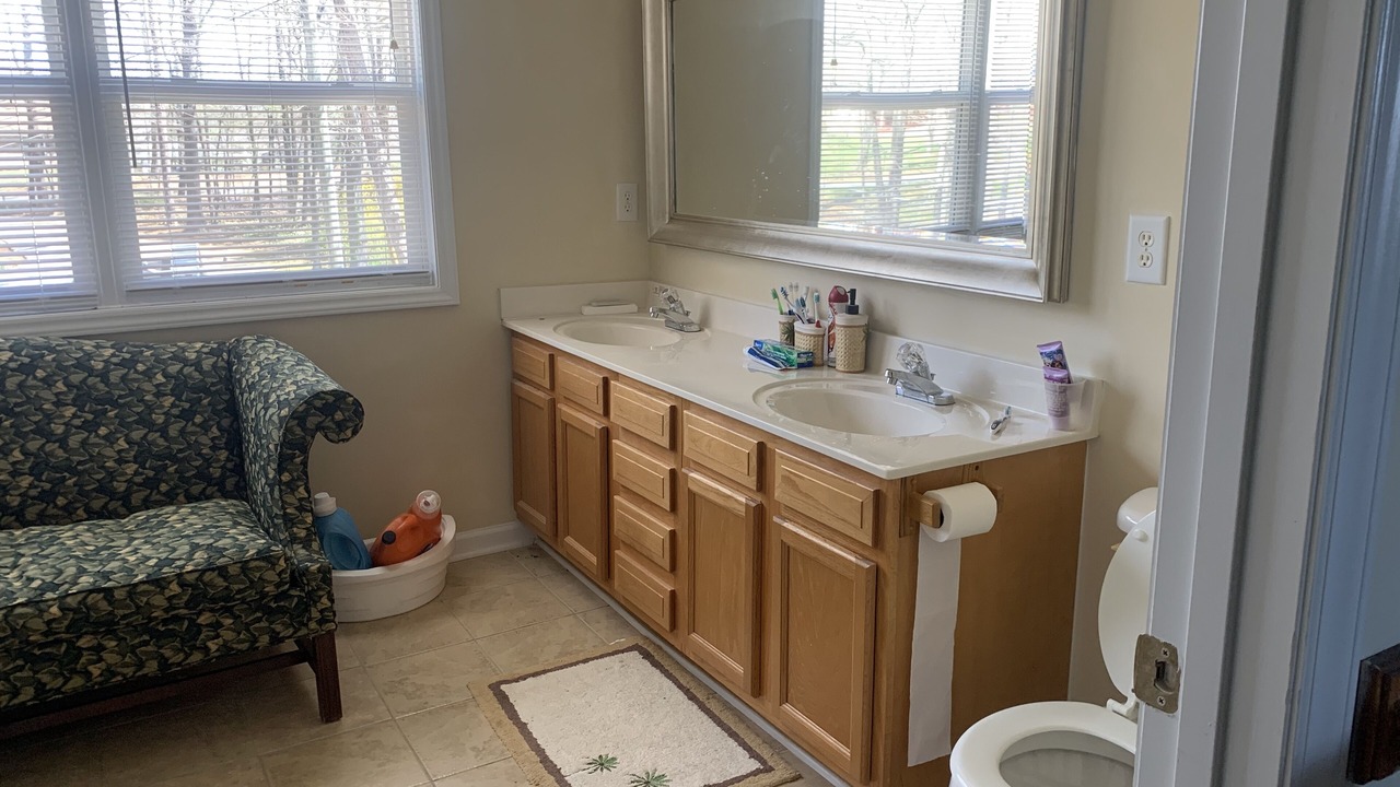 Photo of Bathroom in Southmont