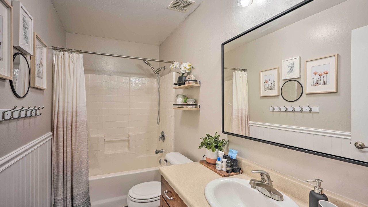 Photo of Bathroom in Greenacres