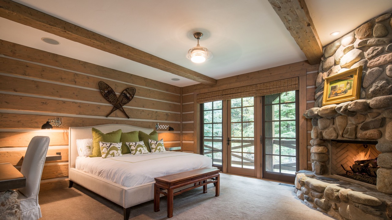 Photo of Bedroom in Warm Springs