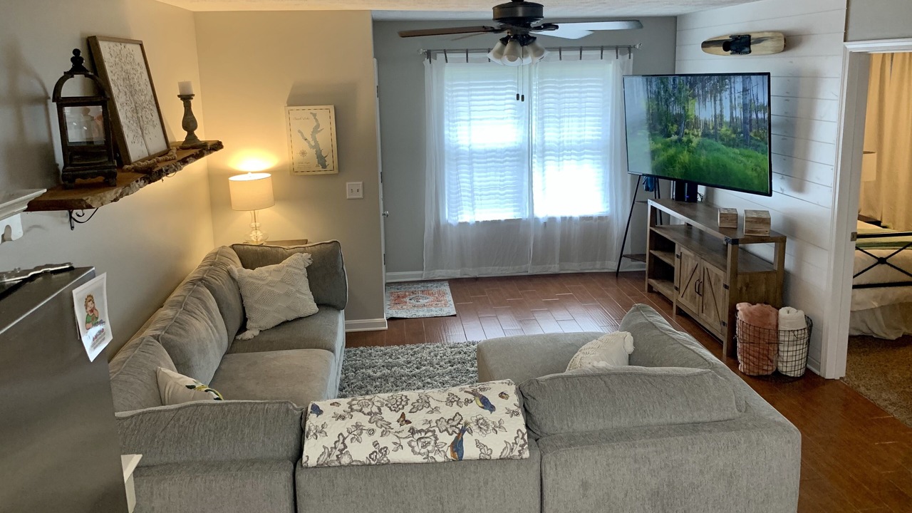 Photo of Livingroom in Lexington