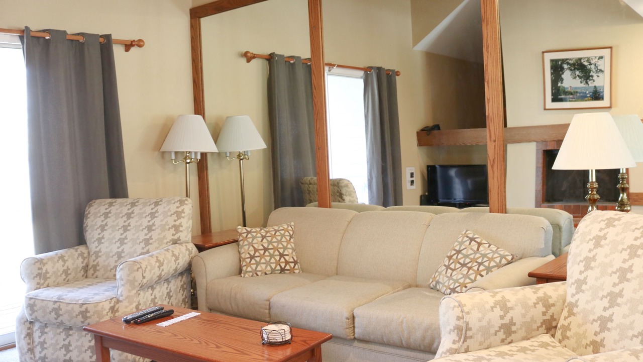 Photo of Livingroom in Chautauqua