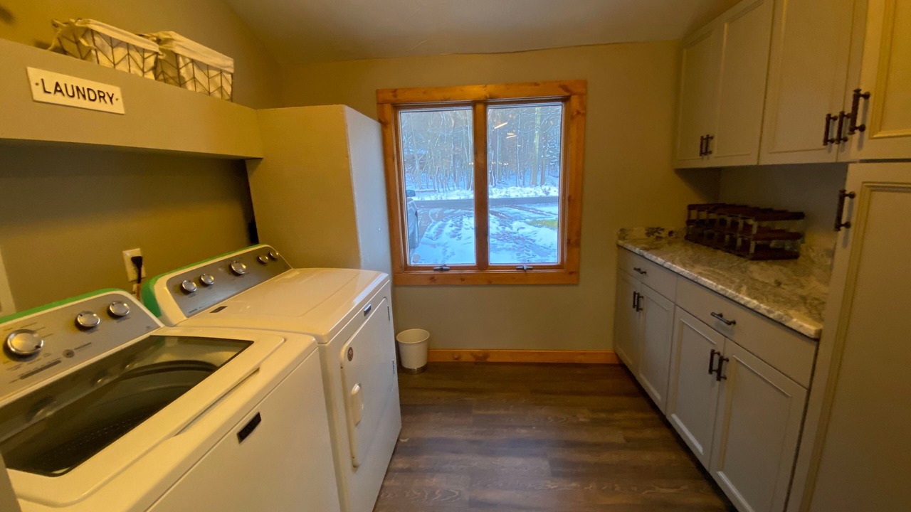 Photo of Bedroom in Treasure Lake