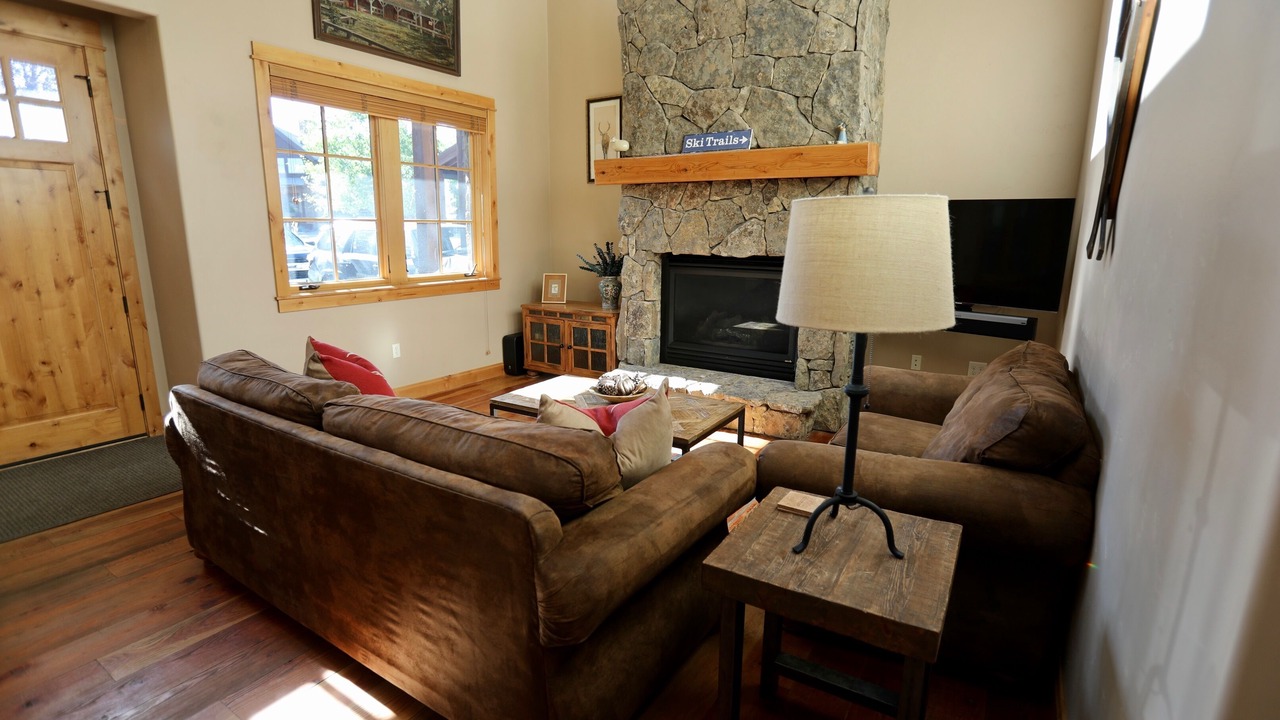 Photo of Livingroom in Big Sky