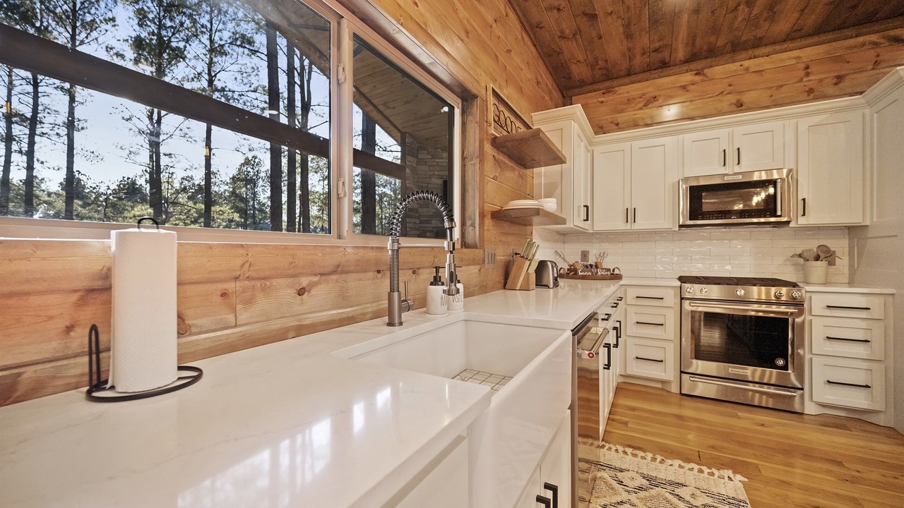 Photo of Kitchen in Hochatown