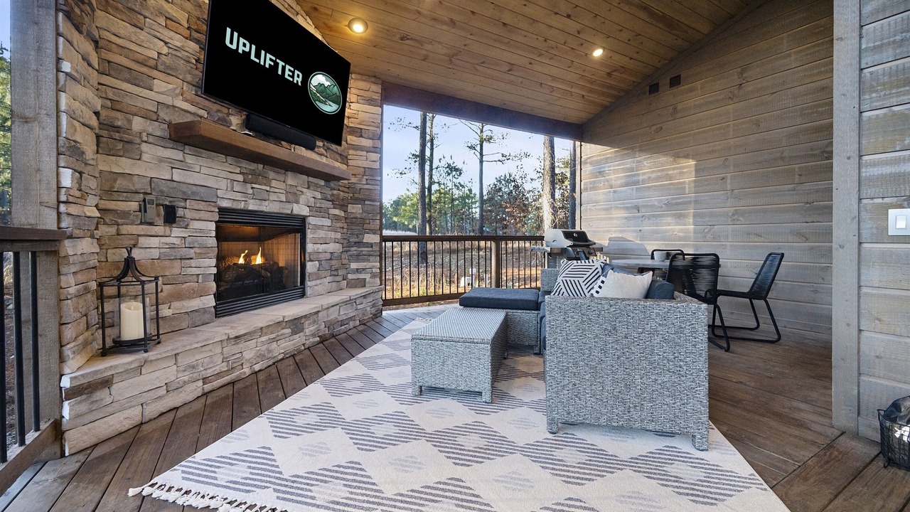 Photo of Livingroom in Hochatown