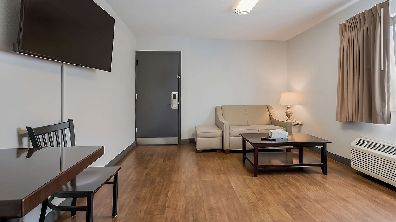 Photo of Livingroom in Ontario