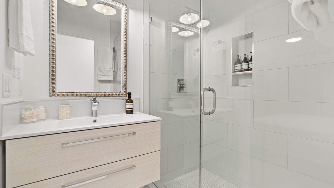 Photo of Bathroom in Mission Hills