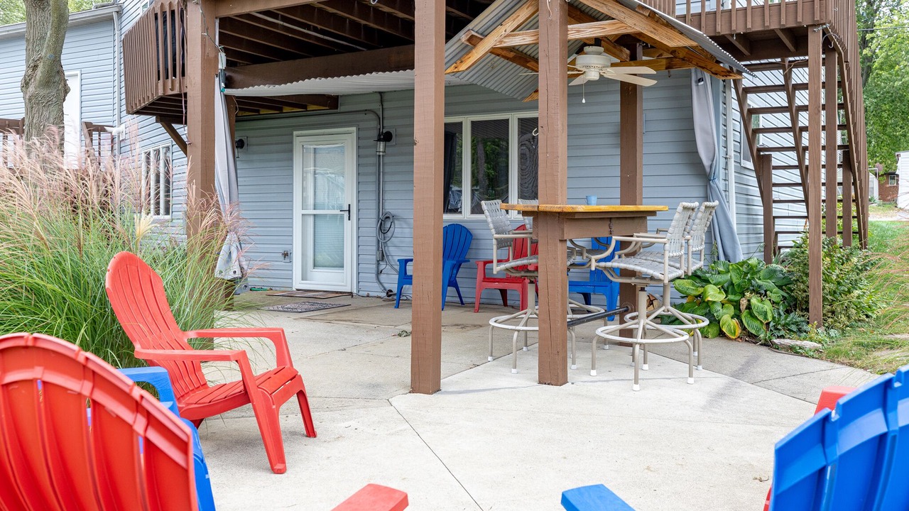 Photo of Outdoor in Lakeview