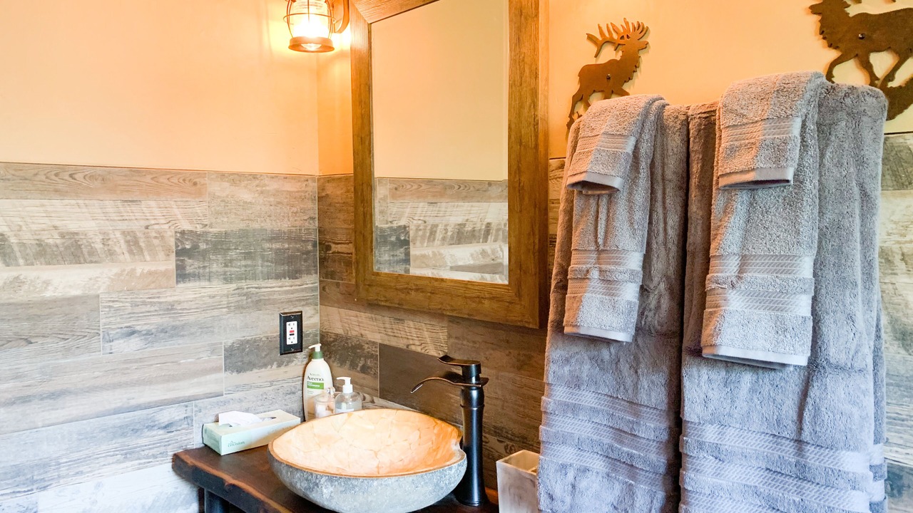 Photo of Bathroom in Irwin