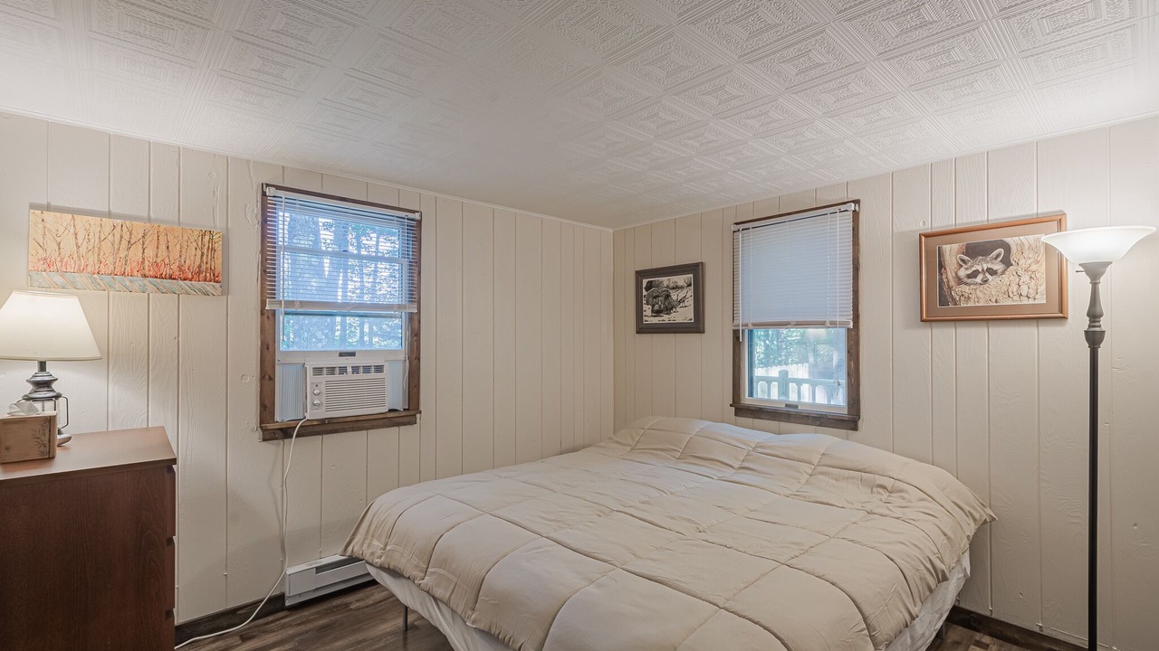 Photo of Bedroom in Fallentimber
