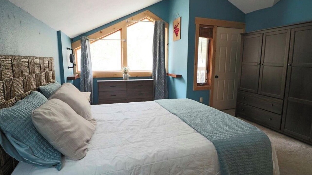 Photo of Bedroom in Bigfork