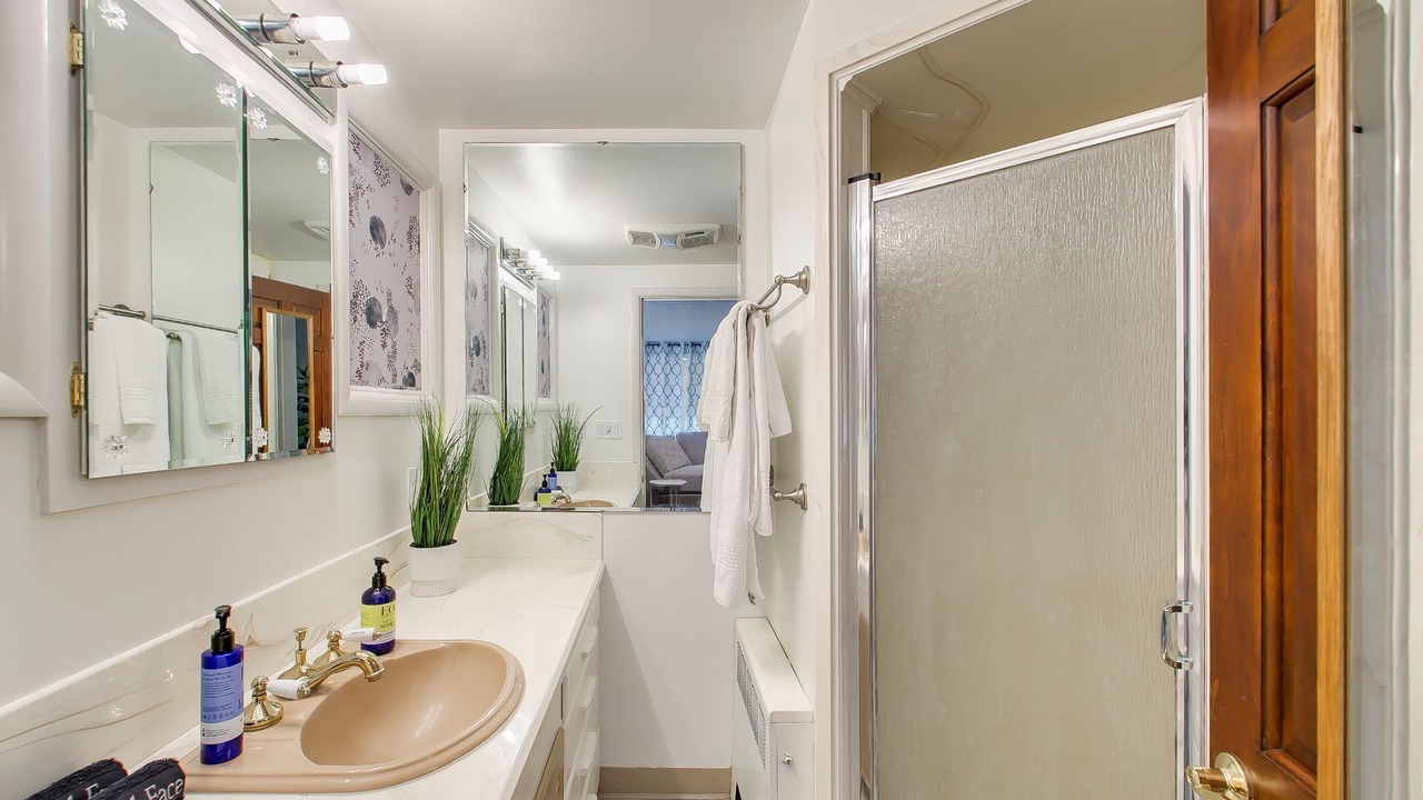 Photo of Bathroom in East End