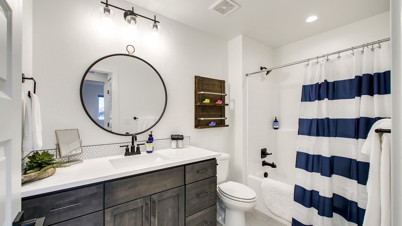 Photo of Bathroom in West Valley