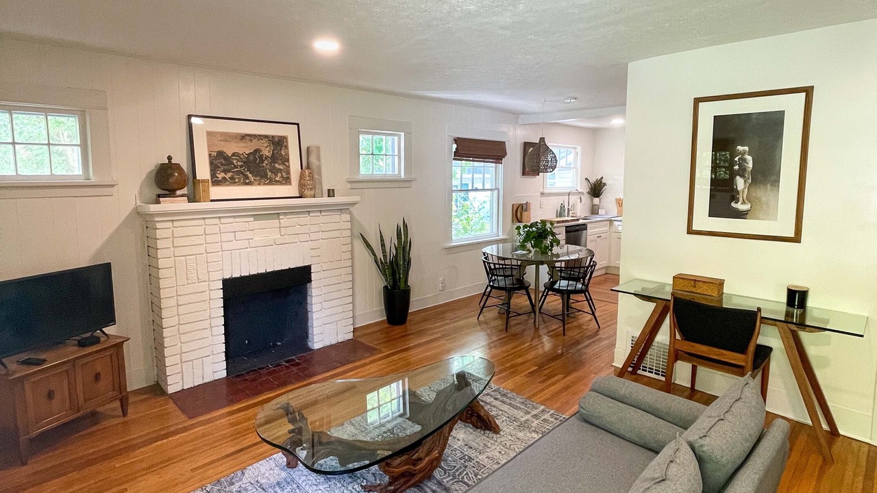 Photo of Livingroom in Manito