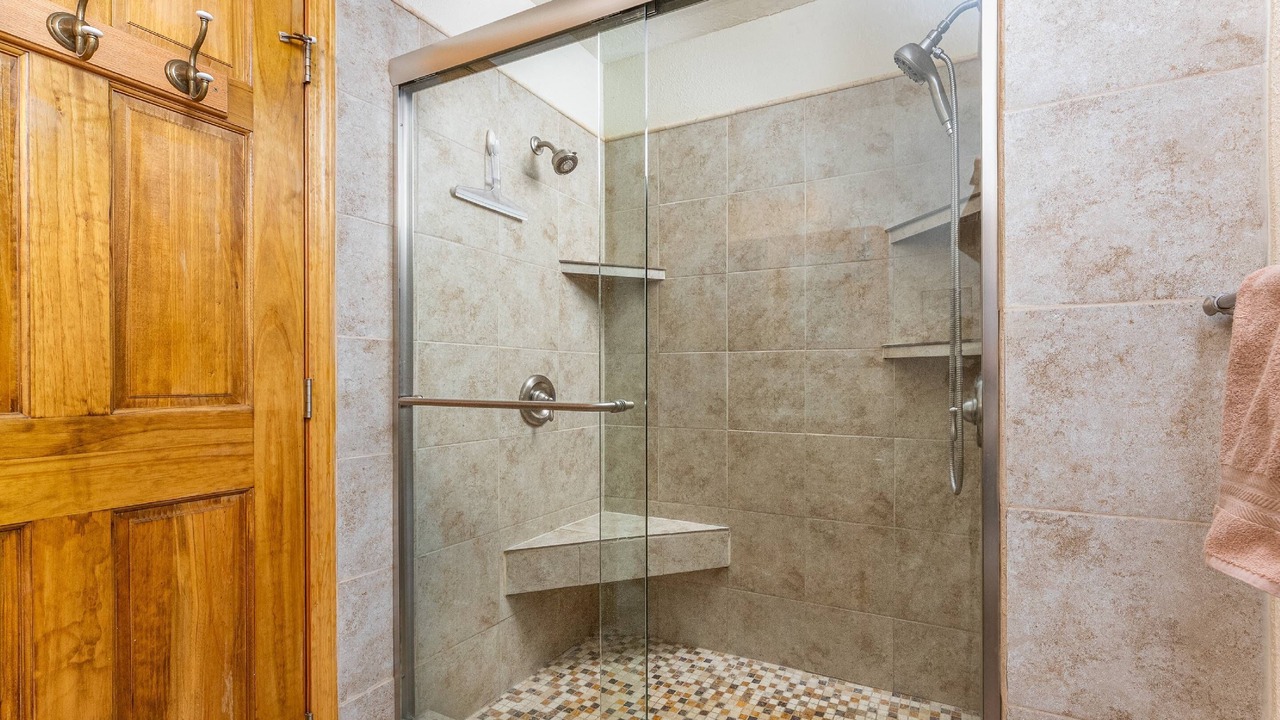 Photo of Bathroom in Central Rim