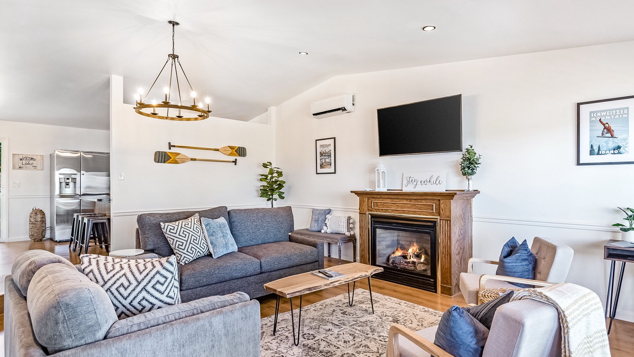 Photo of Livingroom in Clarksville