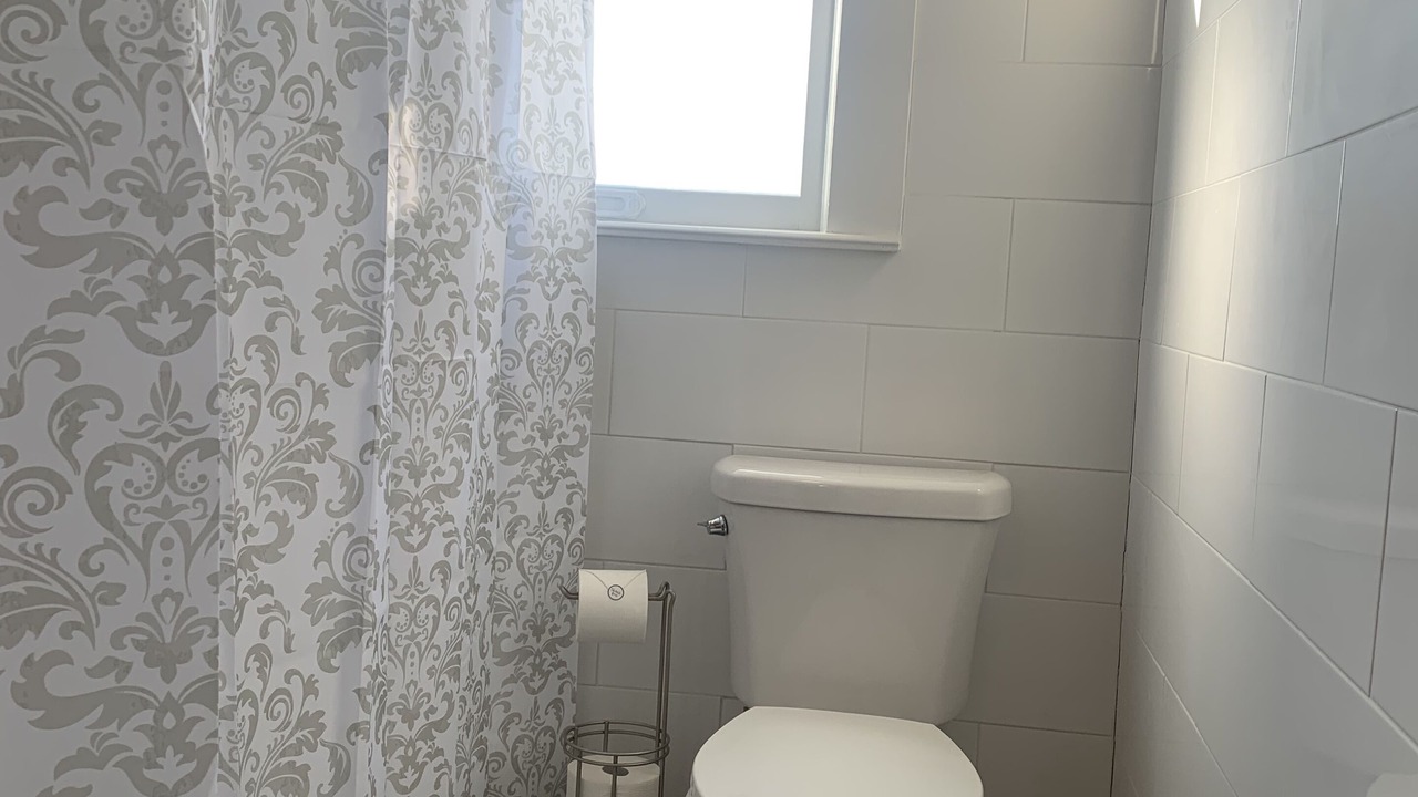 Photo of Bathroom in Newburgh