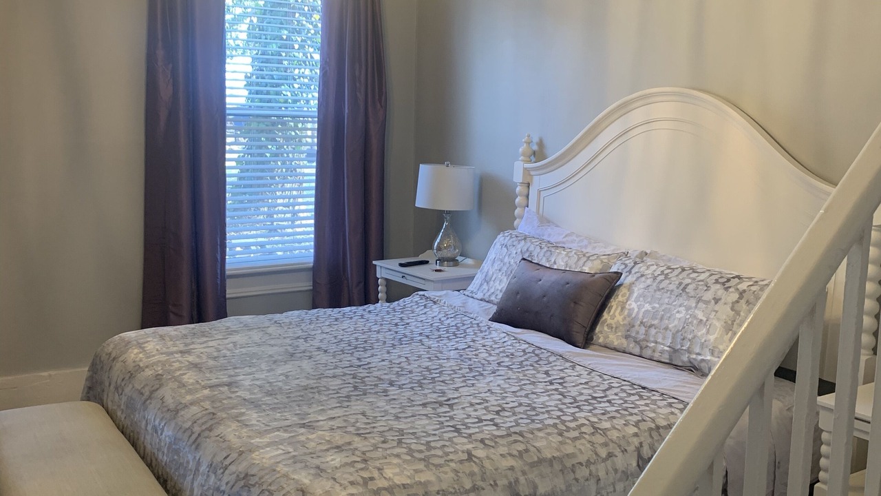 Photo of Bedroom in Newburgh