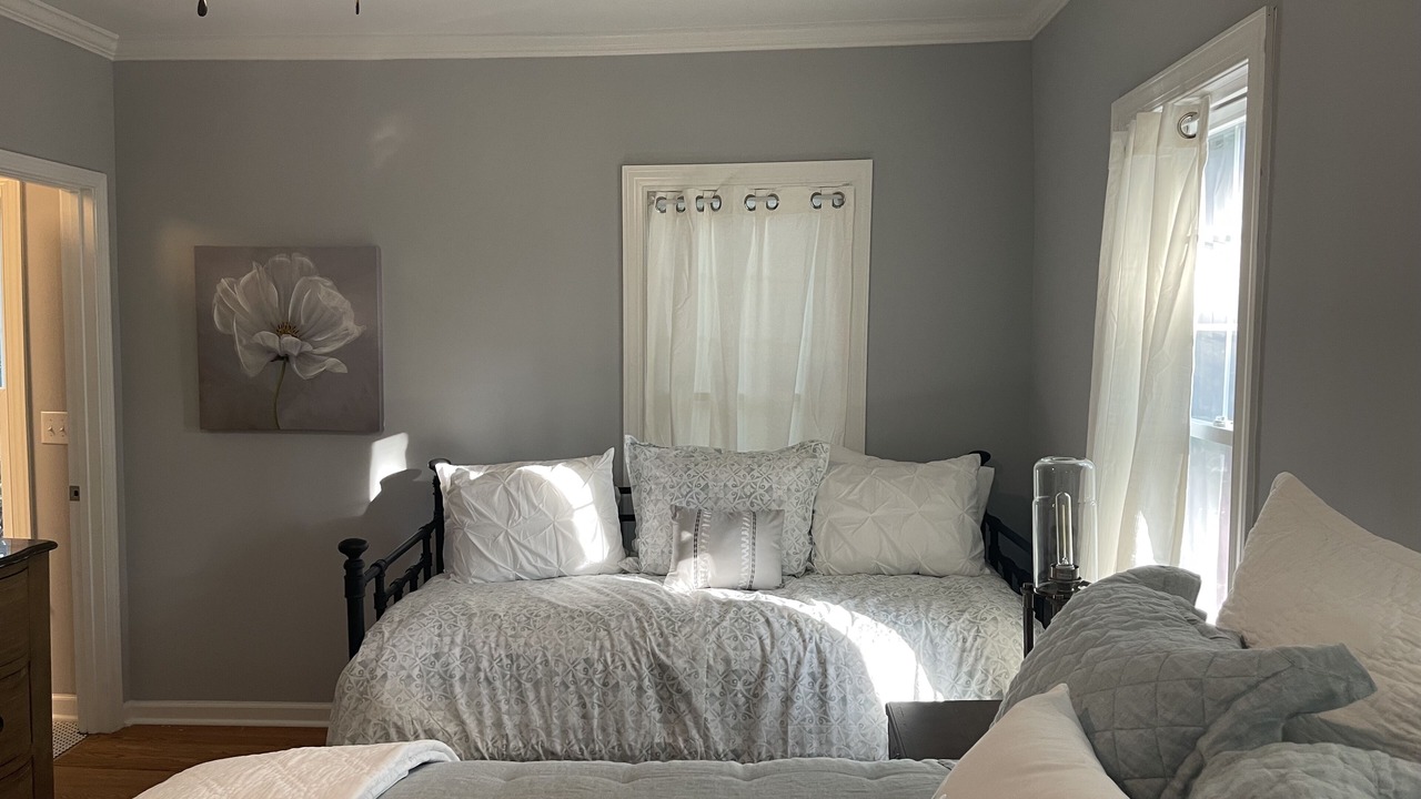 Photo of Bedroom in Downtown