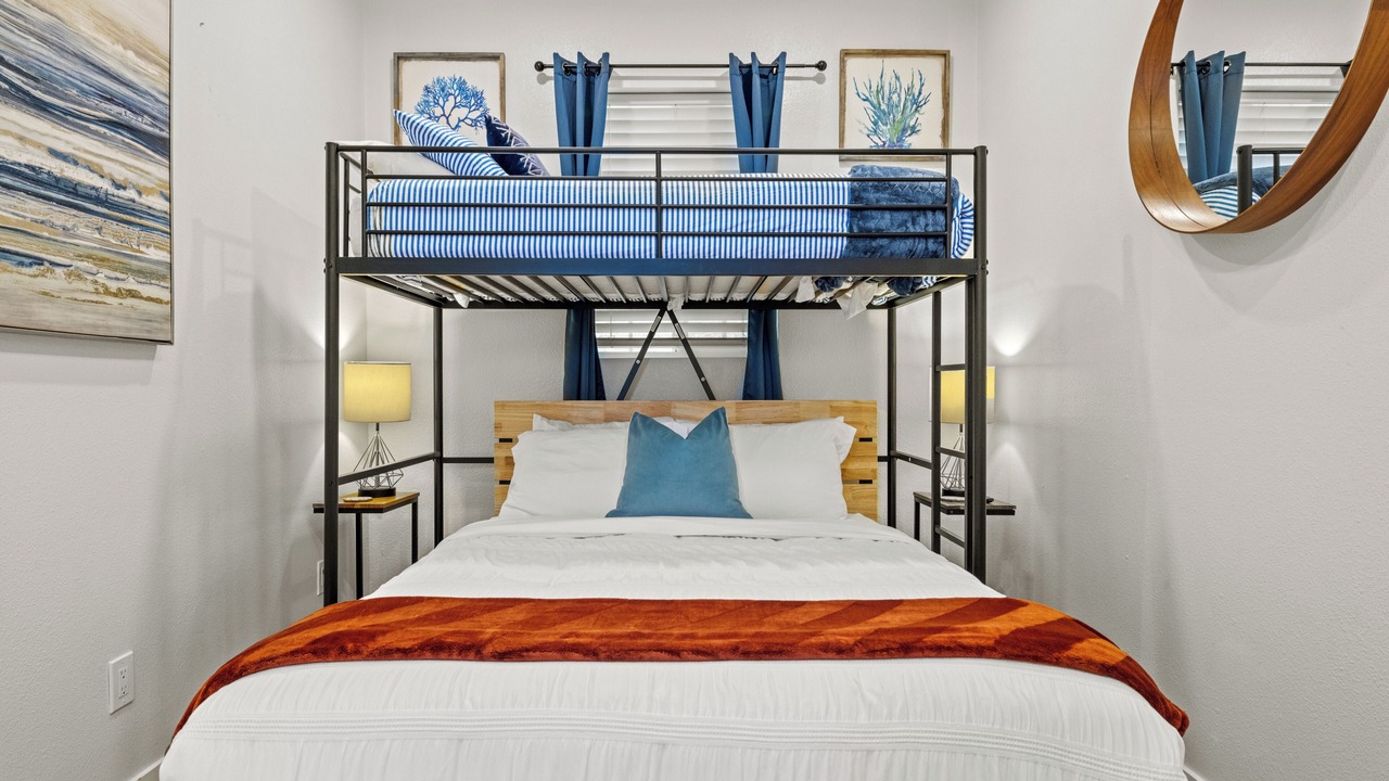 Photo of Bedroom in Mission Beach