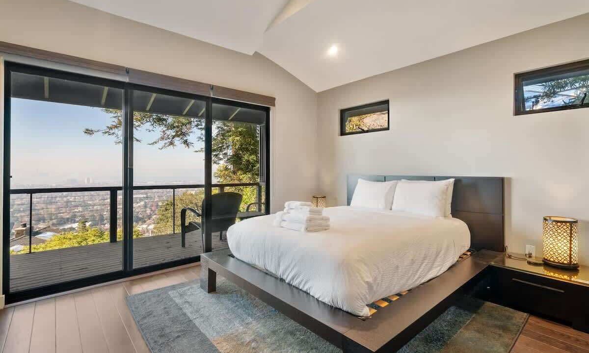 Photo of Others in Claremont Hills