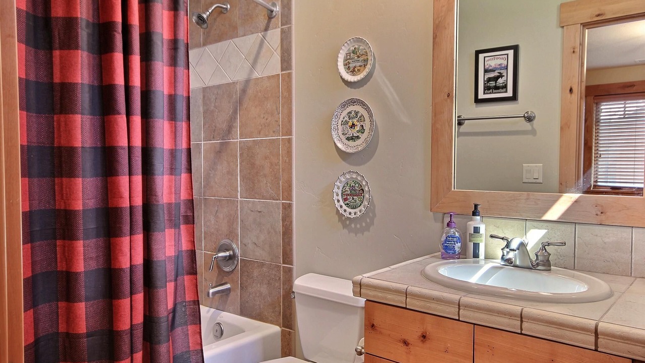 Photo of Bathroom in Victor
