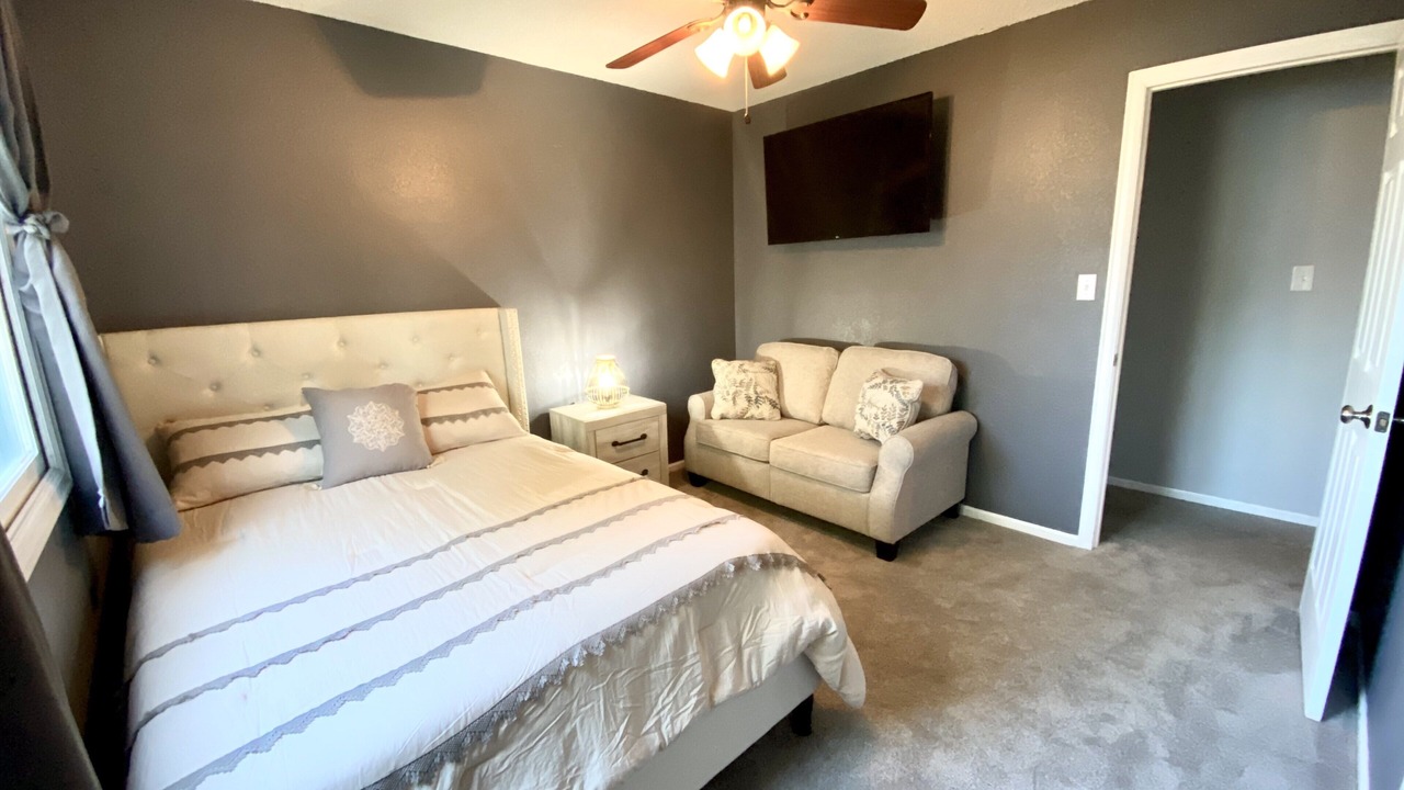 Photo of Bedroom in Cheyenne