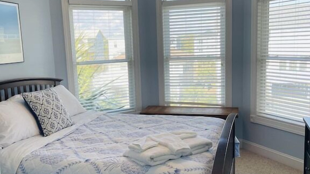 Photo of Bedroom in Ocean Isle Beach