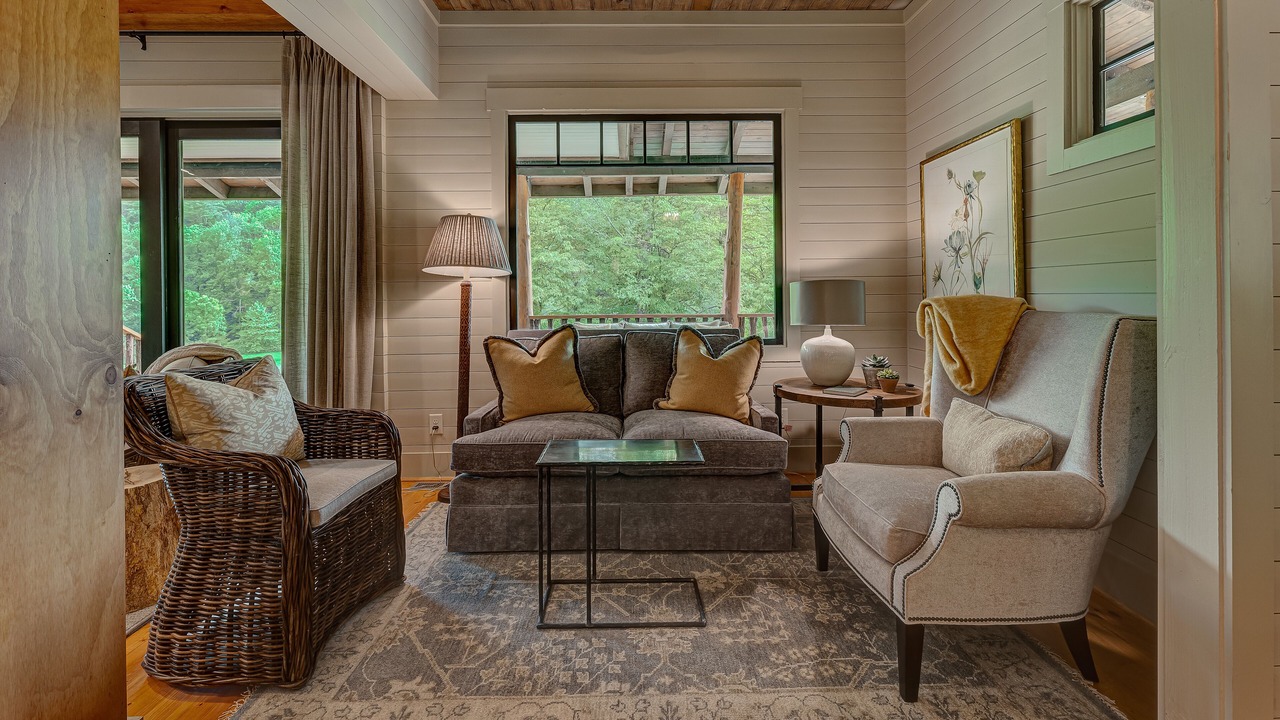 Photo of Bedroom in Ellijay