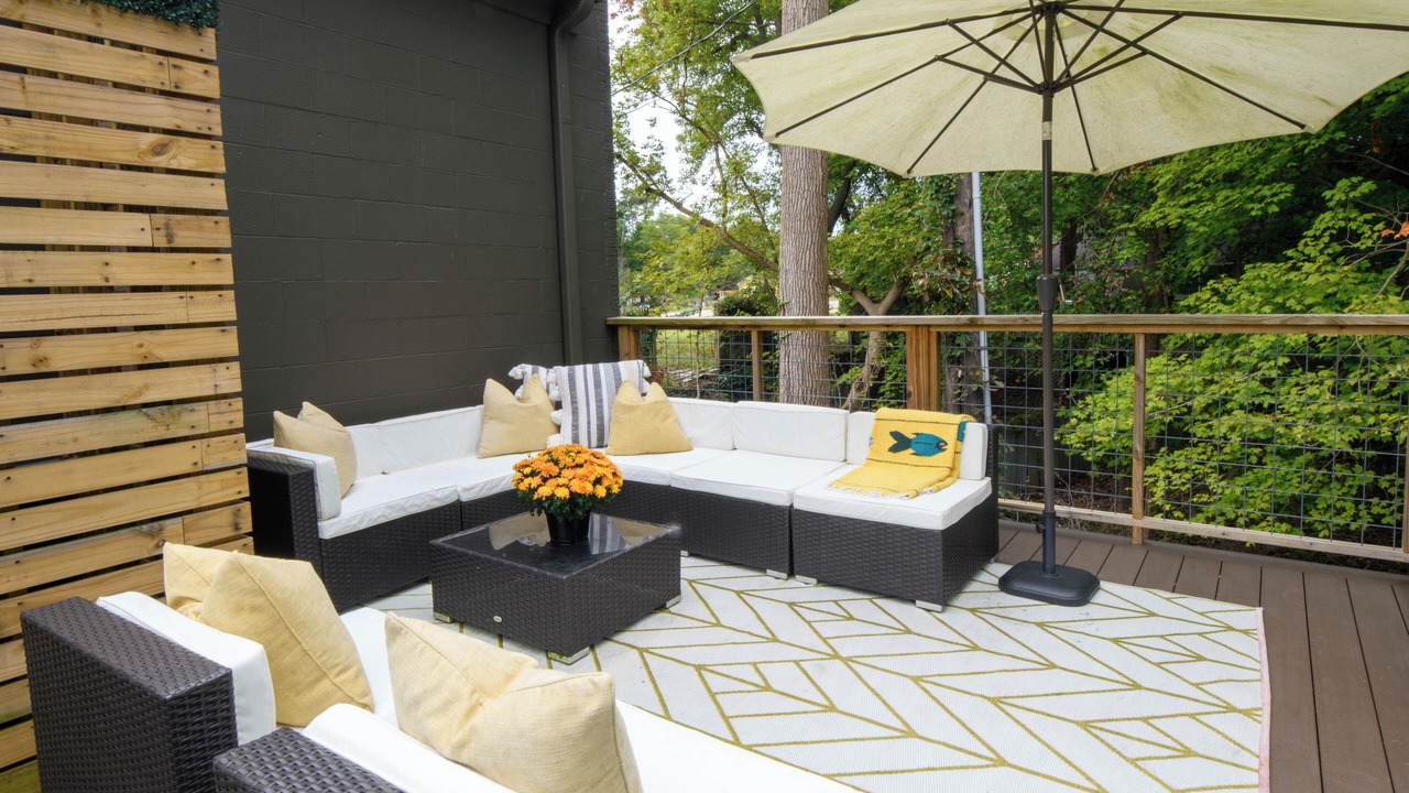 Photo of Patio Balcony in Shorewood-Tower Hills-Harbert