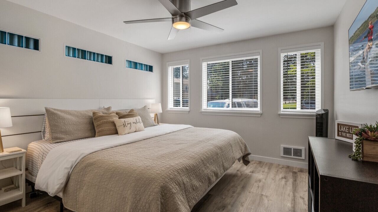 Photo of Bedroom in Sandpoint