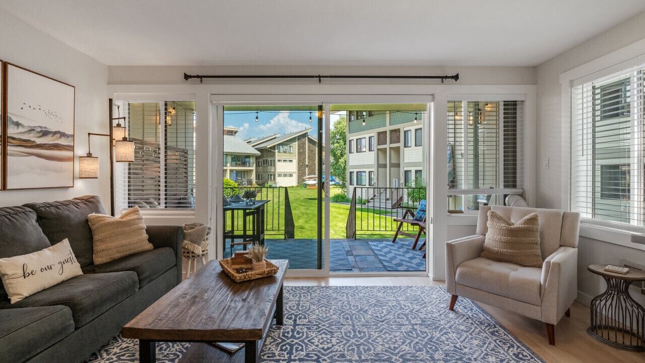 Photo of Livingroom in Sandpoint