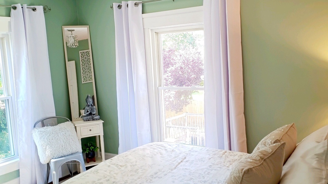 Photo of Bedroom in Painesville