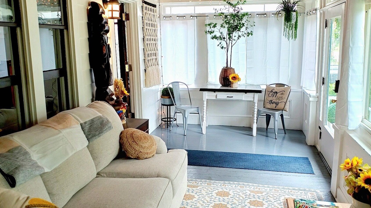 Photo of Livingroom in Painesville