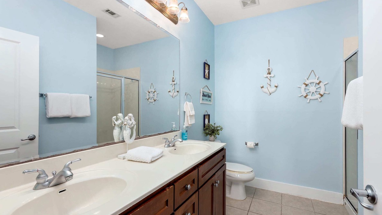 Photo of Bathroom in Red Fish Cove