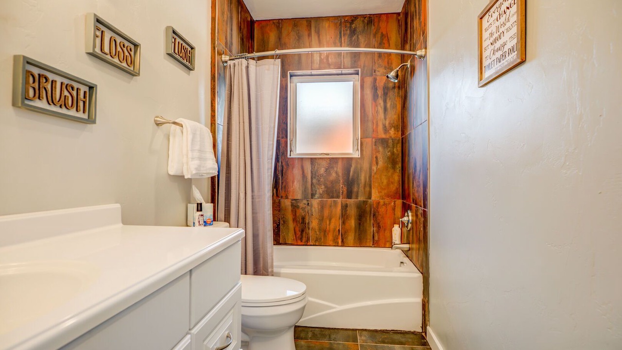 Photo of Bathroom in West Yellowstone