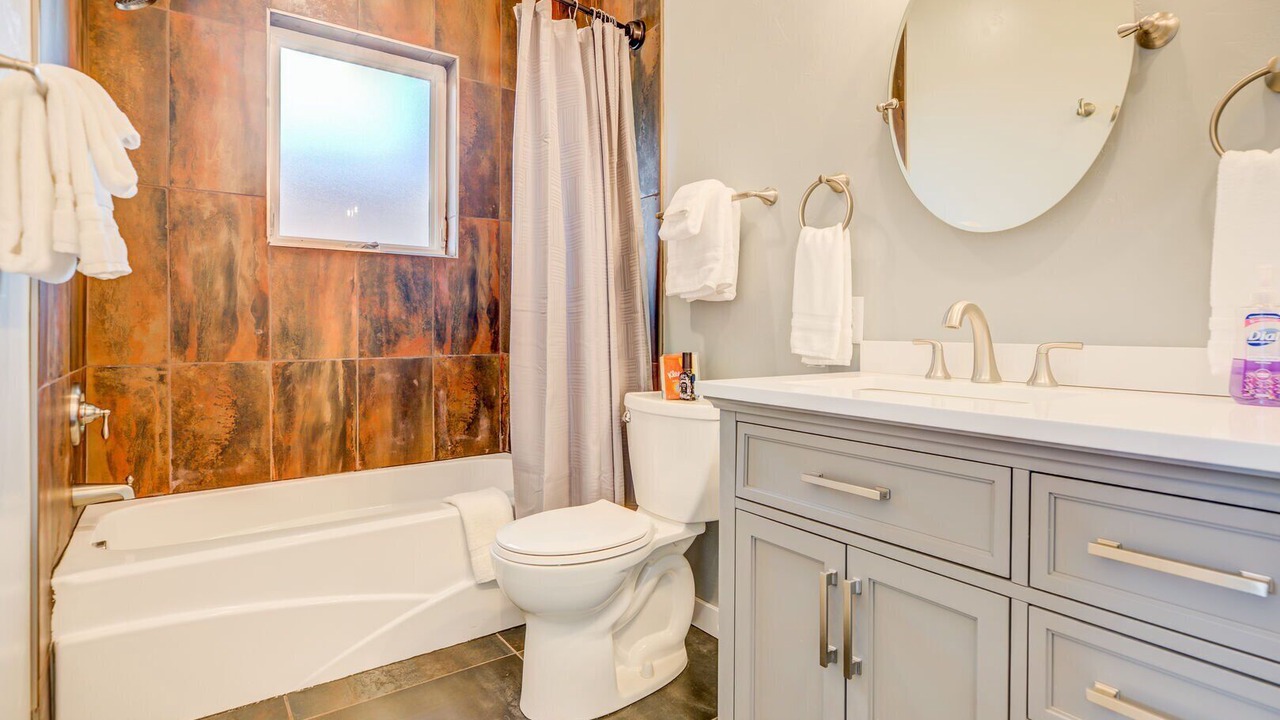 Photo of Bathroom in West Yellowstone