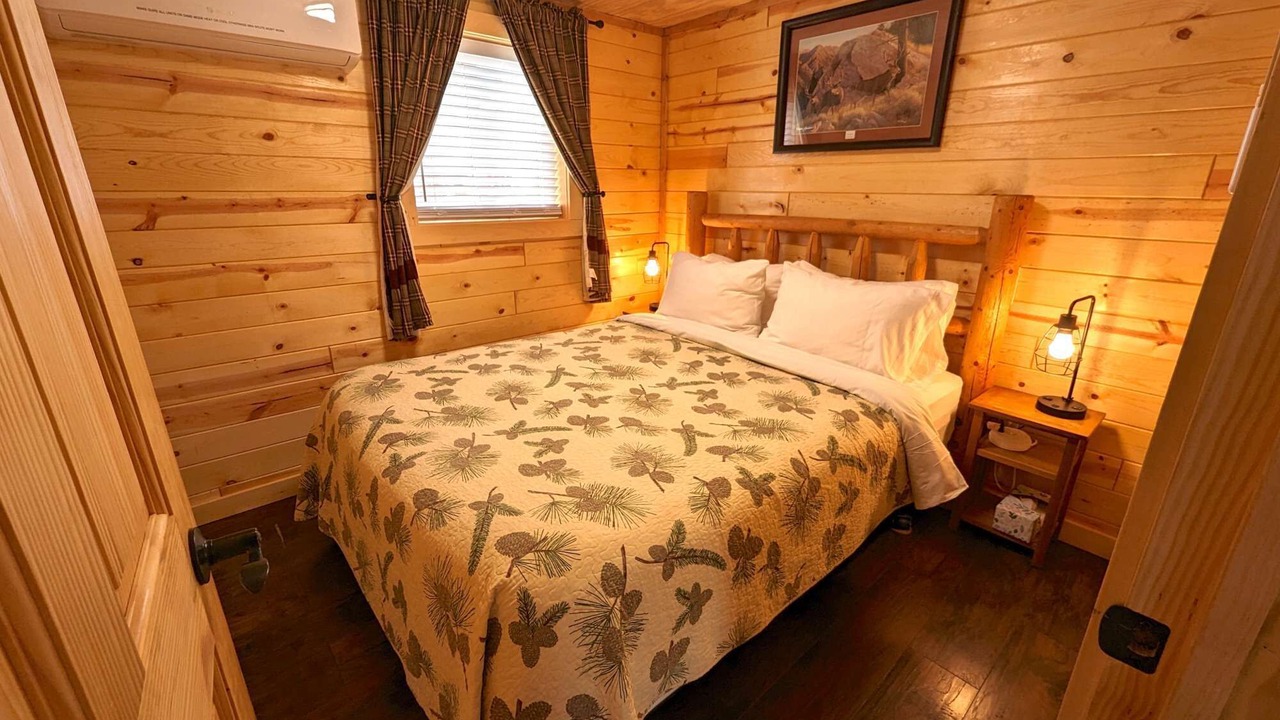 Photo of Bedroom in Gardiner