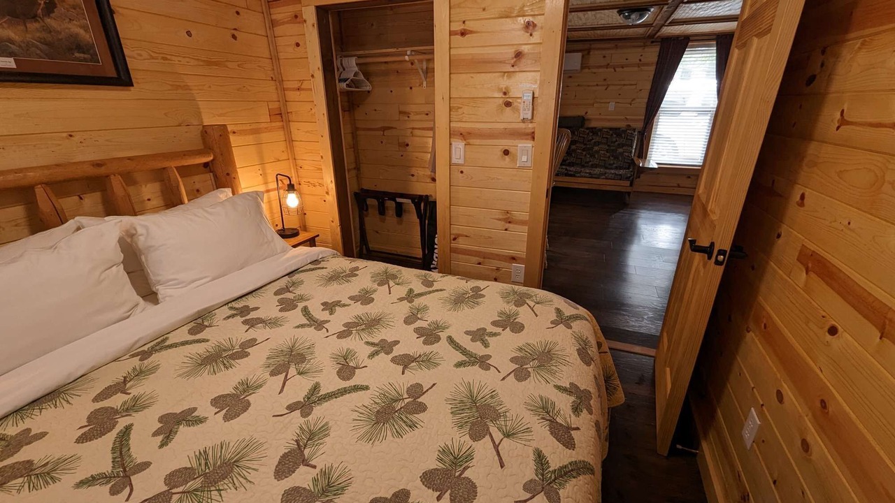 Photo of Bedroom in Gardiner
